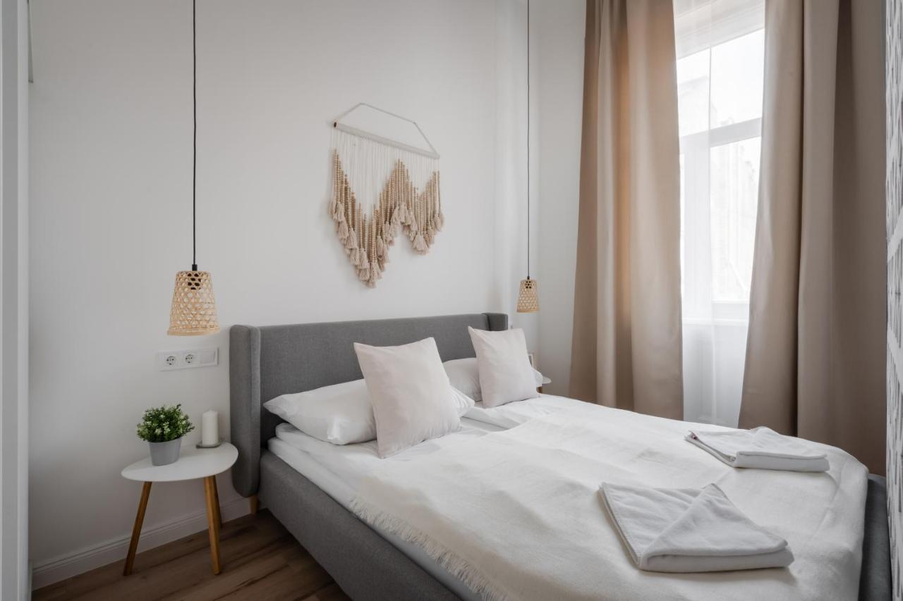 A62 - Akacfa Street Central Residence - Best Location By Bqa Budapest Eksteriør billede