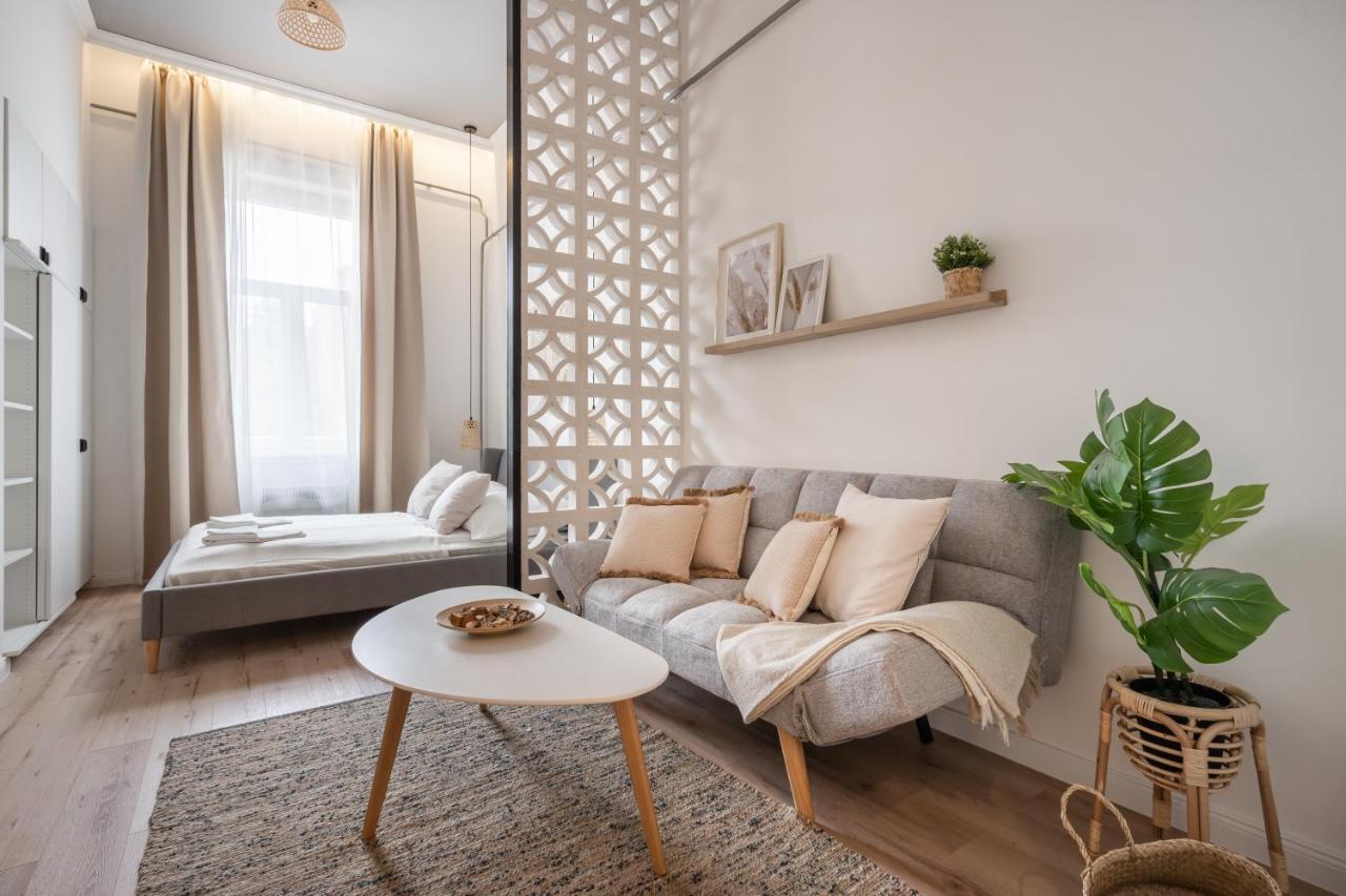 A62 - Akacfa Street Central Residence - Best Location By Bqa Budapest Eksteriør billede